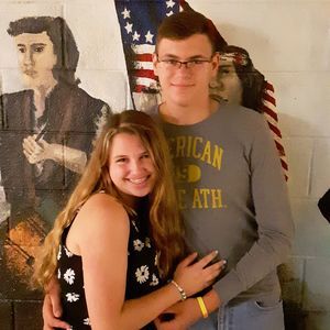 Meet your Posher, Zach